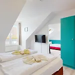 Appartementhaus Binzer Sterne 37 아파트 *